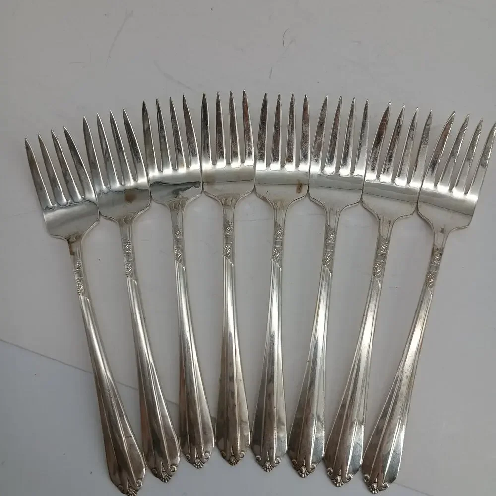 8X SF Rogers Starlight Salad Forks Silverplate International